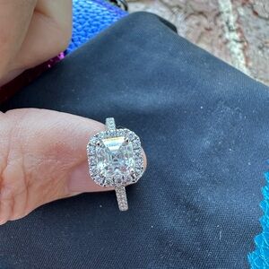 Diamond lab,Halo Cushion-Cut 1.5, lab grown diamond in platinum. Size 5